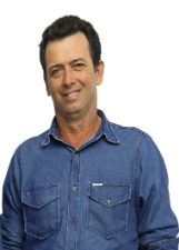 CRISTOVÃO MENEZES