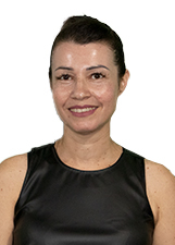 CLÁUDIA MORAES