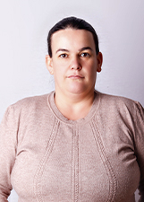 ELISNÉIA RESENDE