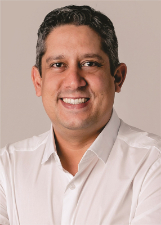HUGO VILAÇA