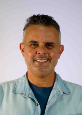 LÉO