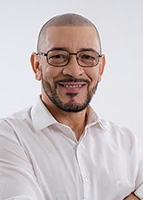 CARLOS MAGNO