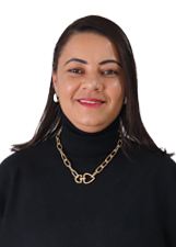 PROFESSORA LIZIANE