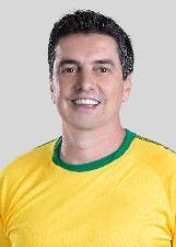 GIULLIANO TIBÁ