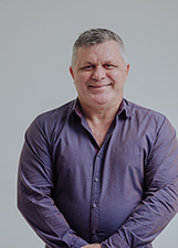 DR. ADRIANO BERNARDINO