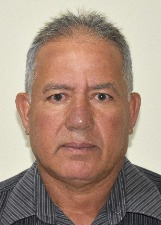 CARLINHOS SOARES