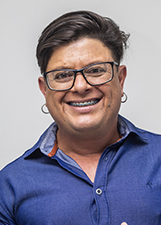 ADRIANINHO