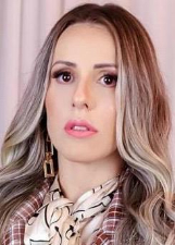 DIANNE OLIVEIRA