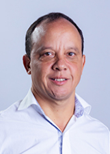 DEDÉ DE ZICO BARBEIRO
