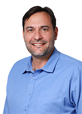 DR. LEANDRO