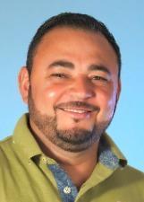 LEANDRO MENEZES