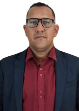 LEO CAMPOS