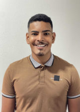 CHARLES CABELEIREIRO