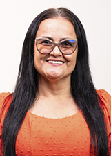 LÉIA SAMPAIO