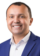 DR. MARCOS SOARES