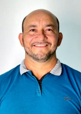 ADRIANO BARROS