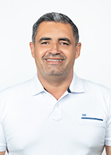 LÉO