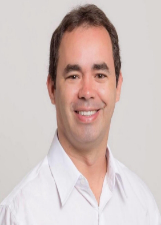 ANDRÉ BARROS