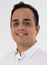 DR. LUCAS