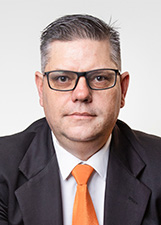 ARAMIS MAYER DA CAMALEÃO