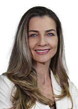 CLAUDIA HOLZBACH