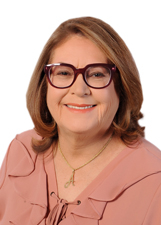 ADÉLIA PICHEK