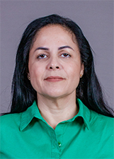 ADRIANA CASTRO