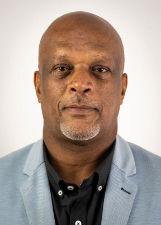 PROFESSOR ROBSON LUIS