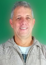 DINHO VALLADARES