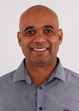 DR CAIO REIS