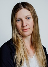 ALINE TOMKELSKI
