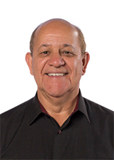 ORLANDO TEIXEIRA