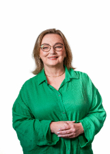 ADRIANA MENEGHINI LERMEN