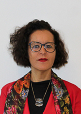 CRISTINA DE MOURA