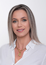 CLÁUDIA OLIVEIRA