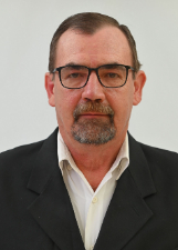 LEONARDO E. SZINWELSKI