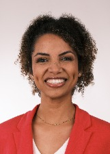 ALINE BARROS