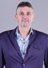 ADILSON OLIVEIRA