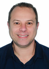 KELEN GIONGO