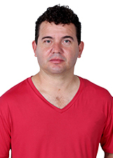 PROFESSOR LUCIANO