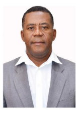 CARLOS ANDRÉ