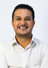 ELIVELTON CAYRES