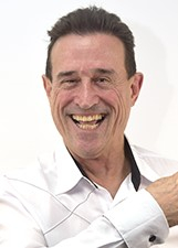 CLÁUDIO PARADINHA