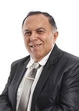 ANTONIO QUADROS