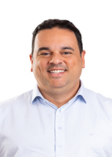 AMÉRICO SCUCUGLIA JR