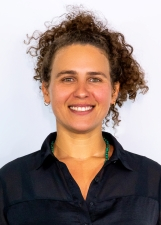 LÉA DE CASTRO