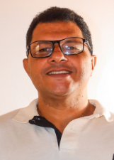 FRANCISCO LEAL