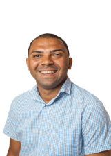 LÉO GOMES
